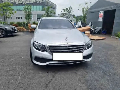 2018 Mercedes-Benz E 300 WDDZF4KB6JA331615 VIN:WDDZF4KB6JA331615
