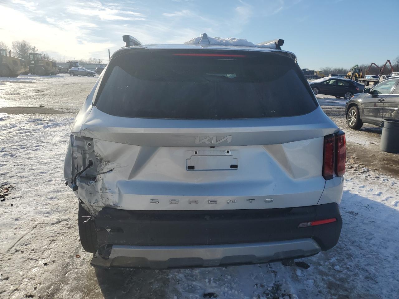 2022 KIA SORENTO EX VIN:5XYRHDLF5NG143194