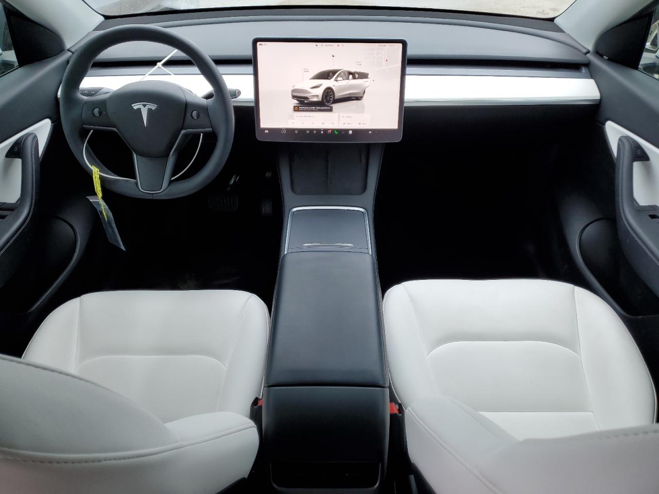 2022 TESLA MODEL Y  VIN:7SAYGDEE8NF422636