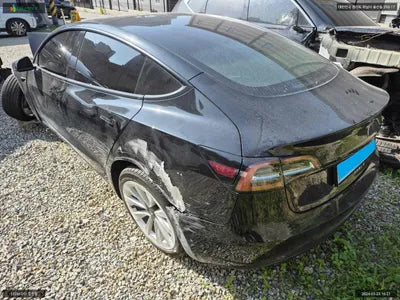 2022 Tesla Model 3 5YJ3E1EB3NF377719 VIN:5YJ3E1EB3NF377719