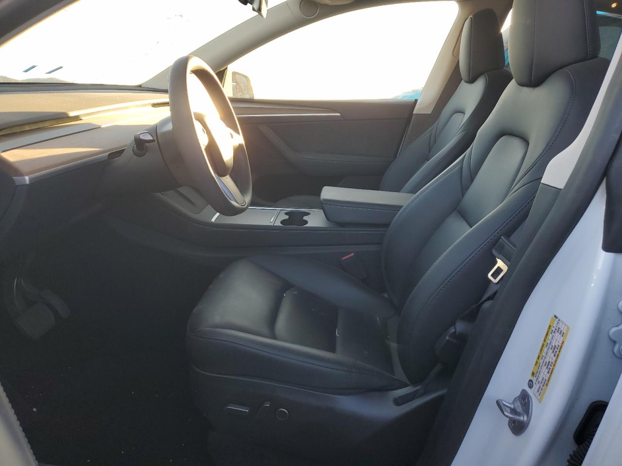 2024 TESLA MODEL Y  VIN:7SAYGAEE5RF036521