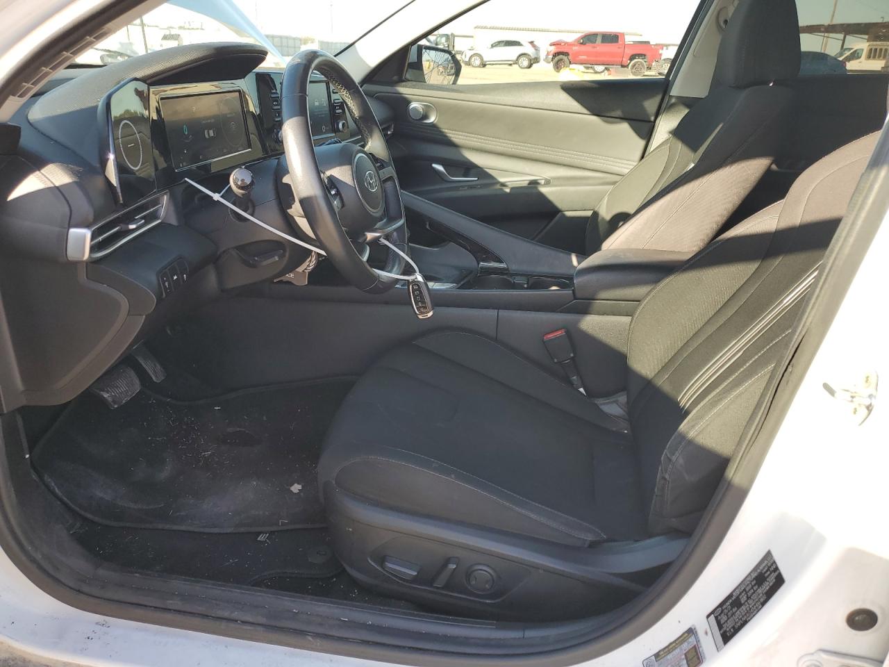 2022 HYUNDAI ELANTRA SEL VIN:5NPLN4AG4NH061802