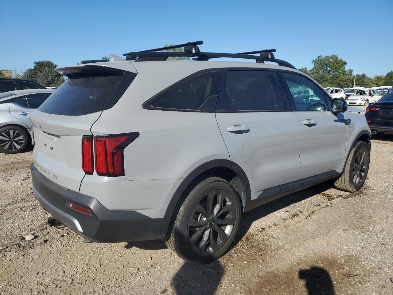 2022 KIA SORENTO SX VIN:5XYRKDLF2NG142621