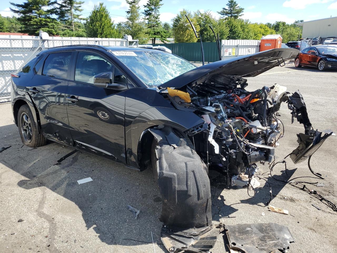 2024 TOYOTA BZ4X XLE VIN:JTMABACA1RA068341