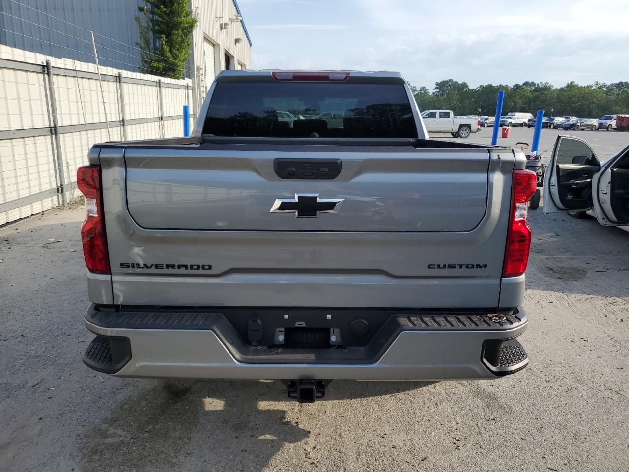 2024 CHEVROLET SILVERADO K1500 CUSTOM VIN:1GCPDBEK0RZ225391