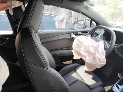 2022 Audi e-tron WAUZZZFZ4NP043372 VIN:WAUZZZFZ4NP043372
