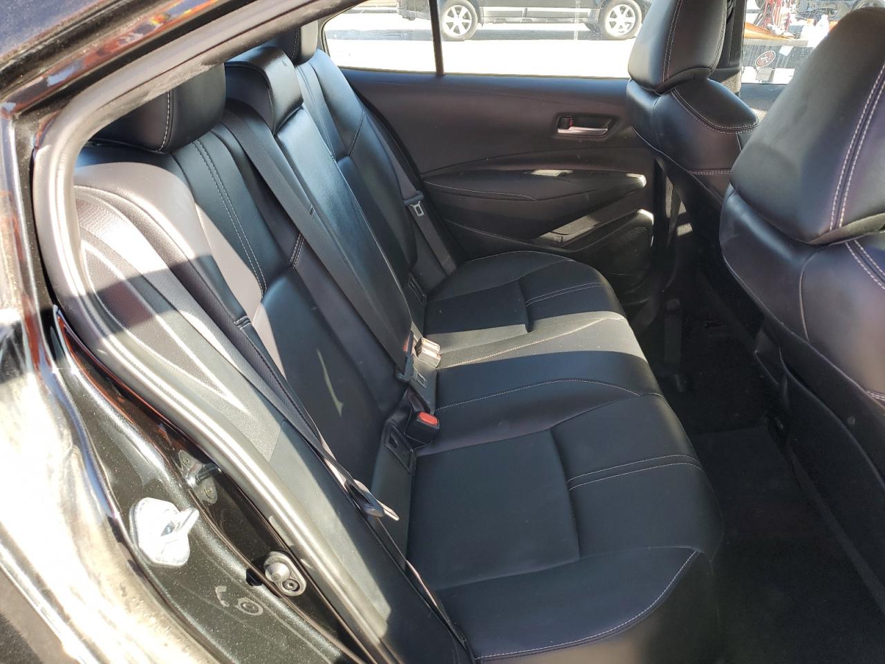 2022 TOYOTA COROLLA XLE VIN:5YFFPMAEXNP384406