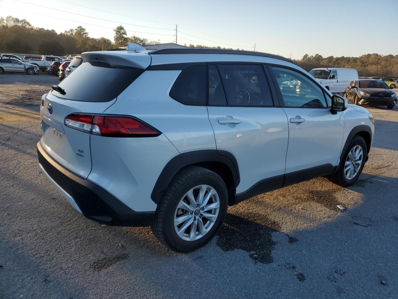 2022 TOYOTA COROLLA CROSS LE VIN:7MUCAABG8NV020422