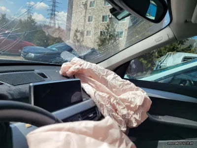 2016 BMW 118 WBAHT9107G5F16608 VIN:WBAHT9107G5F16608