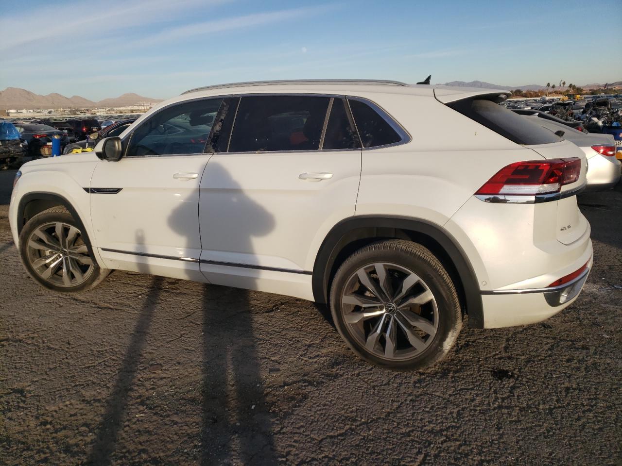 2022 VOLKSWAGEN ATLAS CROSS SPORT SEL PREMIUM R-LINE VIN:1V2FE2CA8NC218722