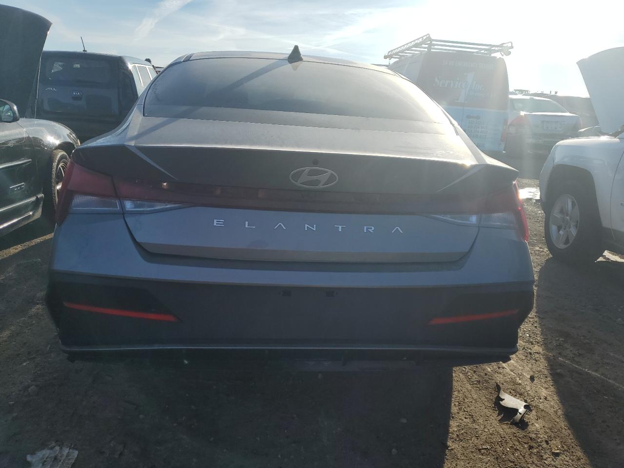 2024 HYUNDAI ELANTRA SEL VIN:KMHLM4DG5RU837652