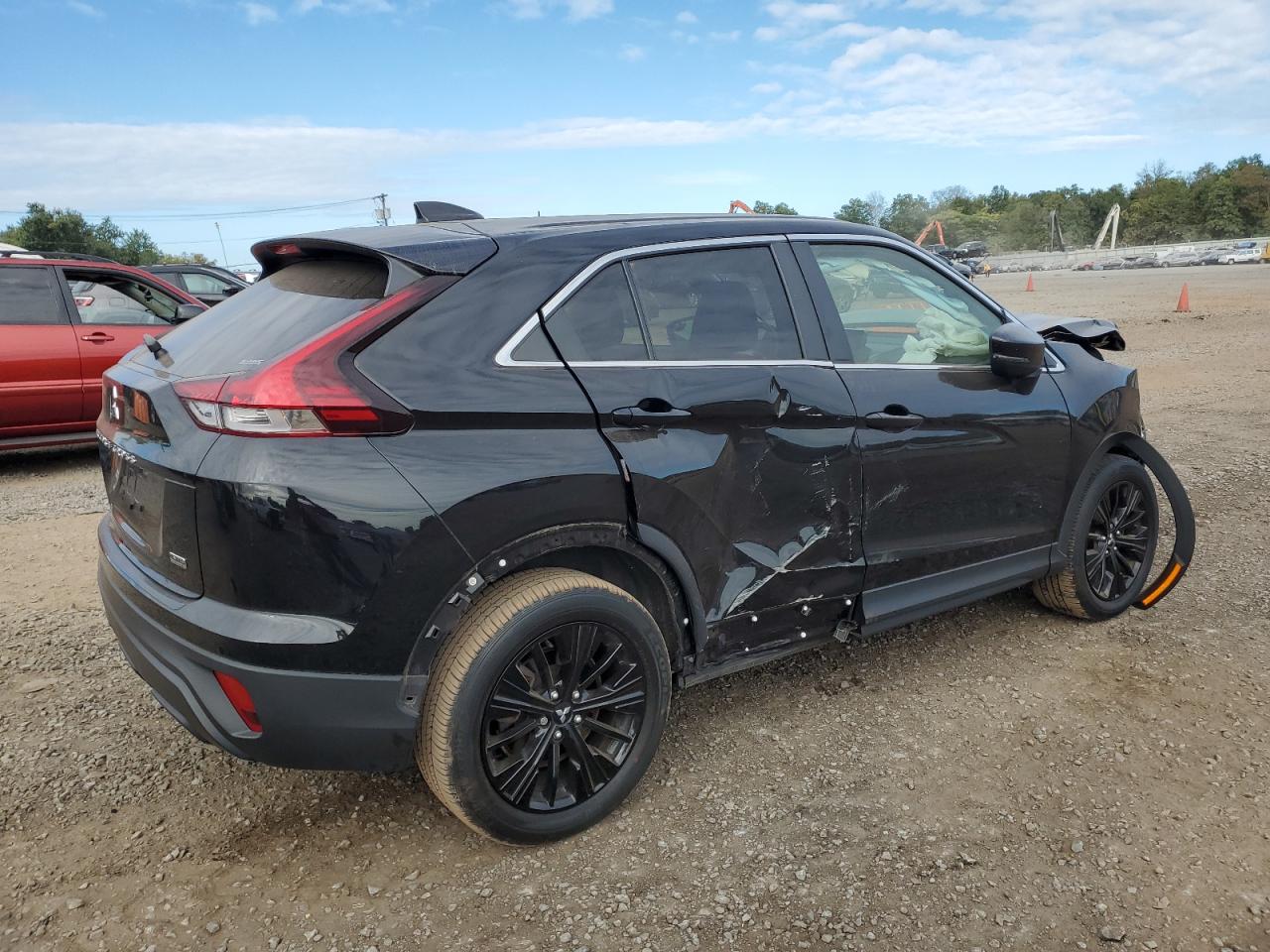 2022 MITSUBISHI ECLIPSE CROSS LE VIN:JA4ATVAA3NZ014617