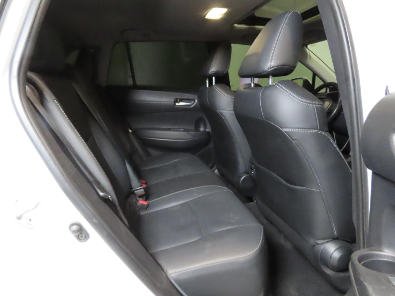 2022 TOYOTA COROLLA CROSS XLE VIN:7MUDAABG8NV032932