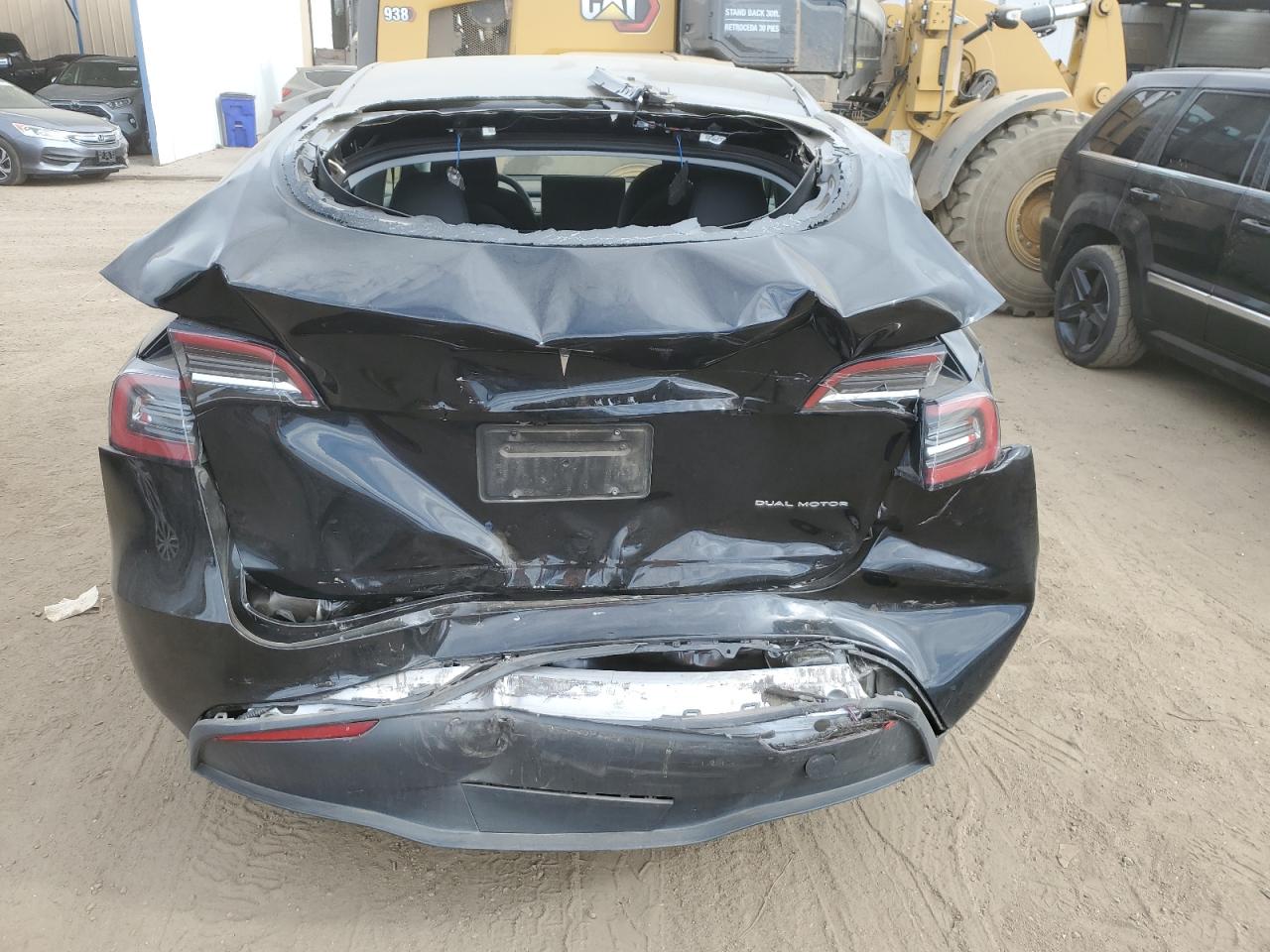 2023 TESLA MODEL Y  VIN:7SAYGDEE5PF664559