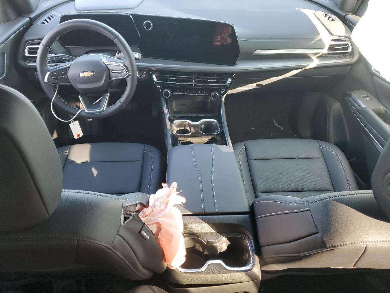 2024 CHEVROLET TRAVERSE LT VIN:1GNERGKSXRJ215726