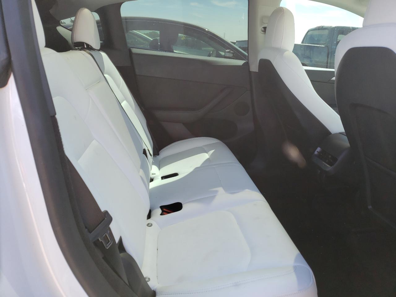 2023 TESLA MODEL Y  VIN:7SAYGDEE9PF620340