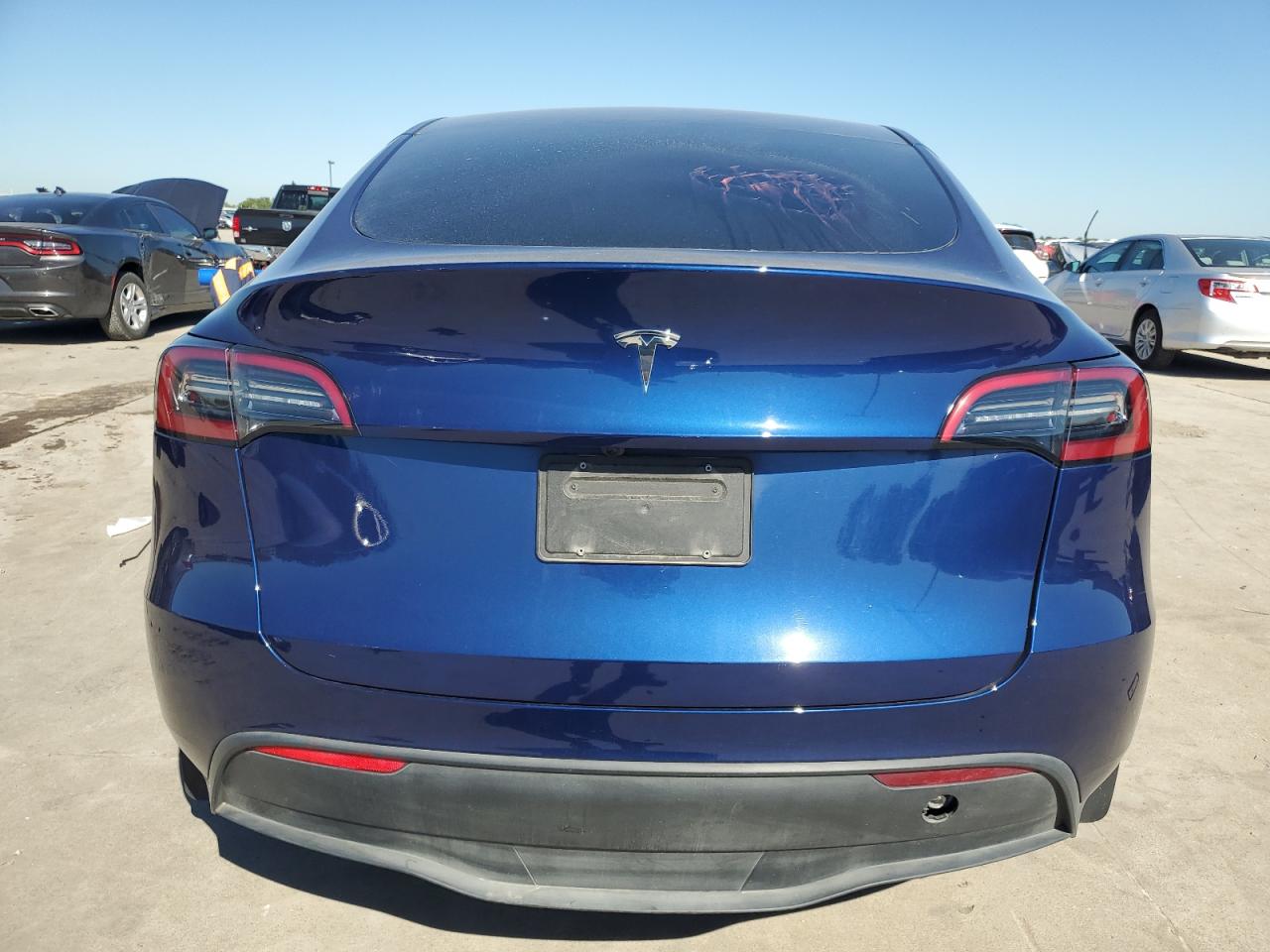 2023 TESLA MODEL Y  VIN:7SAYGDED4PF962933