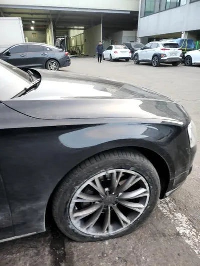 2014 Audi A8 VIN: