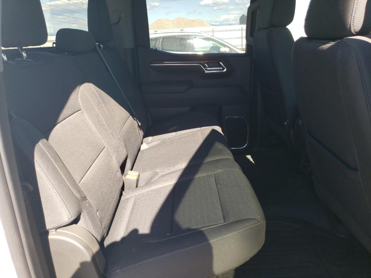 2023 GMC SIERRA K1500 SLE VIN:1GTUUBED0PZ306232