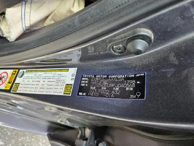 2015 Toyota Prius v VIN: