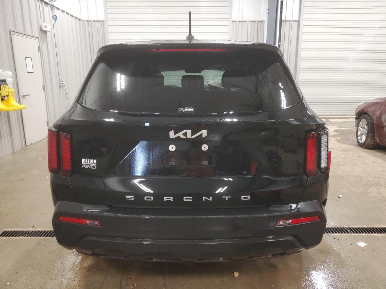 2022 KIA SORENTO LX VIN:5XYRGDLC8NG083601