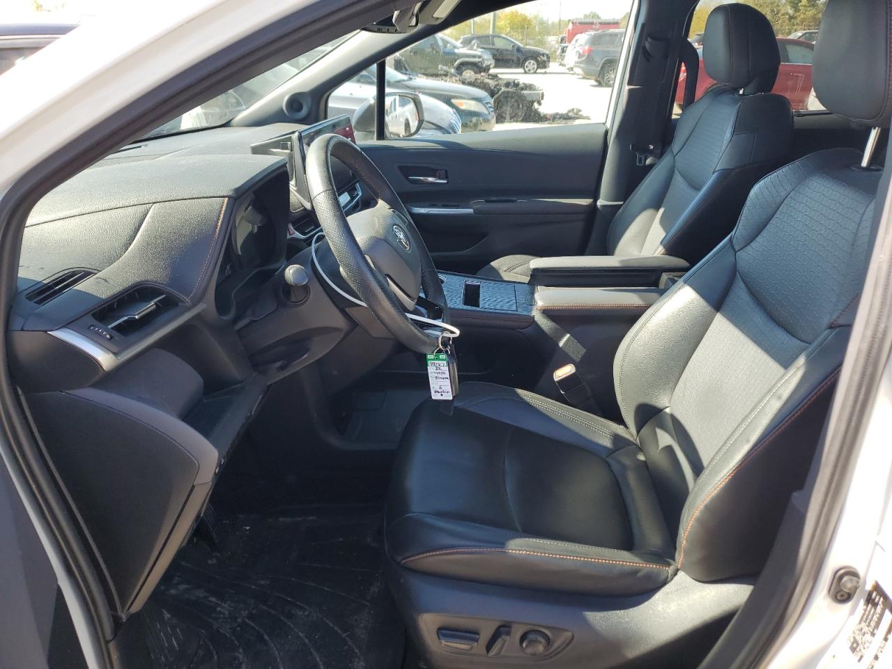 2022 TOYOTA SIENNA XSE VIN:5TDDRKEC7NS111588