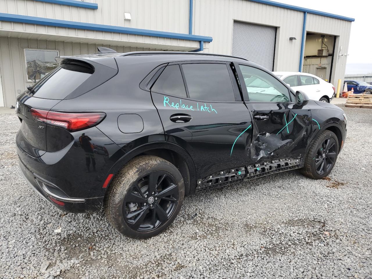 2022 BUICK ENVISION ESSENCE VIN:LRBFZNR44ND072742