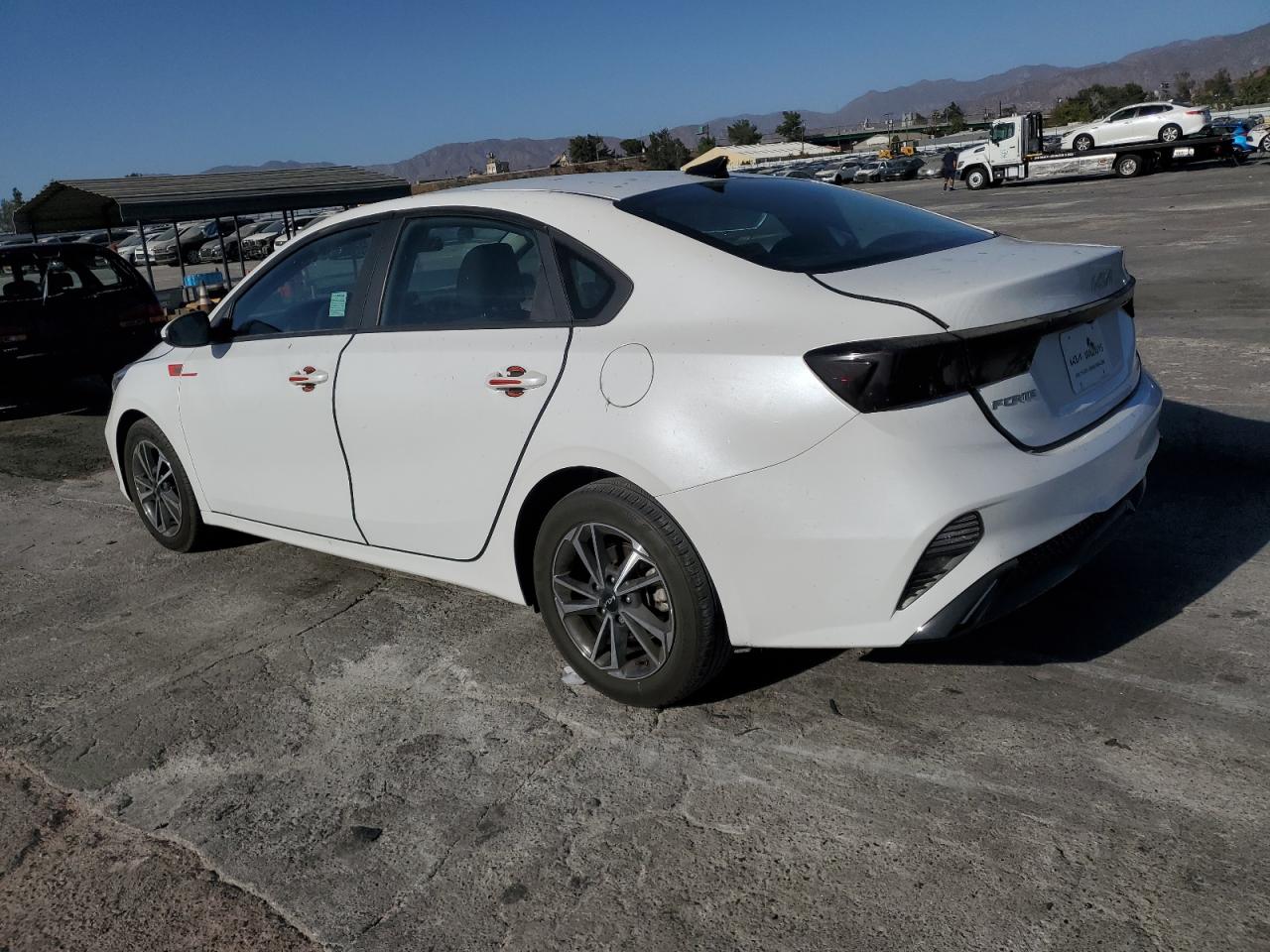 2023 KIA FORTE LX VIN:3KPF24AD4PE595739