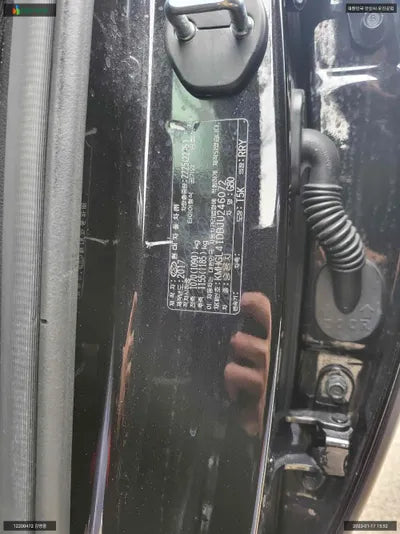 2017 Genesis G80 KMHGL41DBJU246072 VIN:KMHGL41DBJU246072