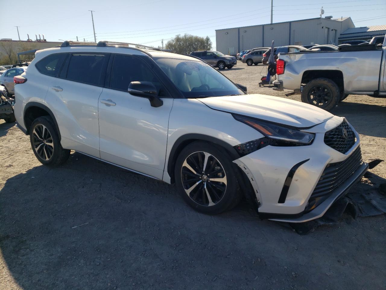 2022 TOYOTA HIGHLANDER XSE VIN:5TDJZRAH8NS099982