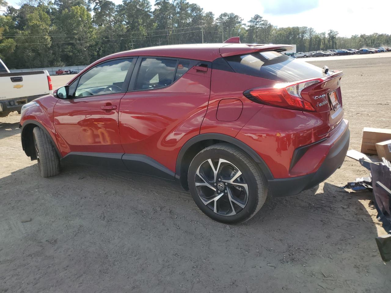 2022 TOYOTA C-HR XLE VIN:NMTKHMBX1NR145439