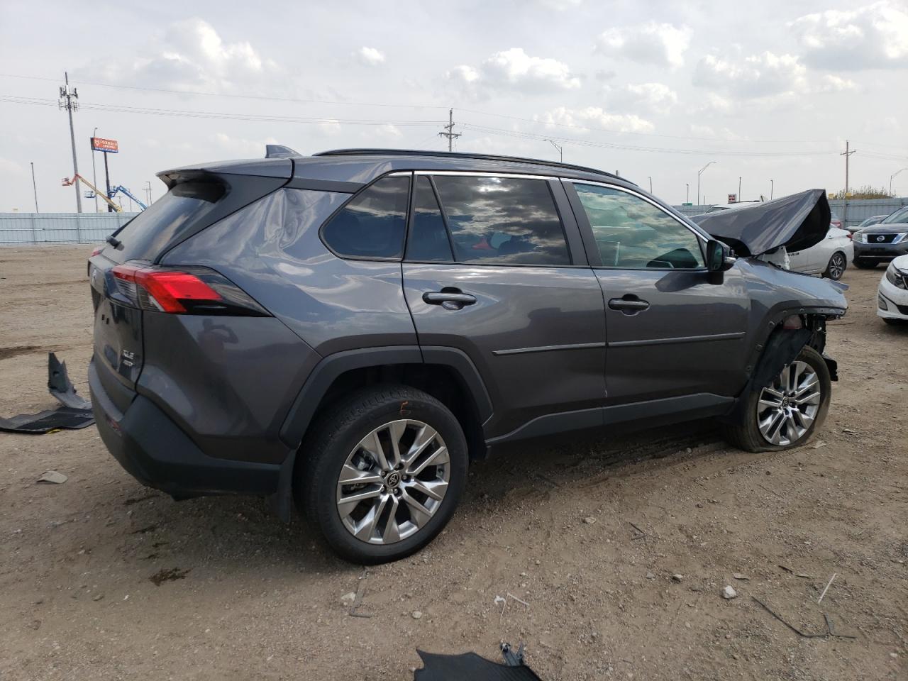 2024 TOYOTA RAV4 XLE PREMIUM VIN:2T3A1RFV3RC408768