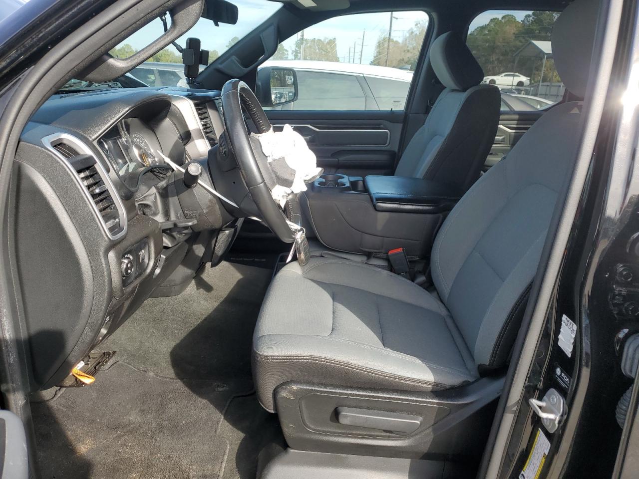 2022 RAM 1500 BIG HORN/LONE STAR VIN:1C6RREBGXNN273923