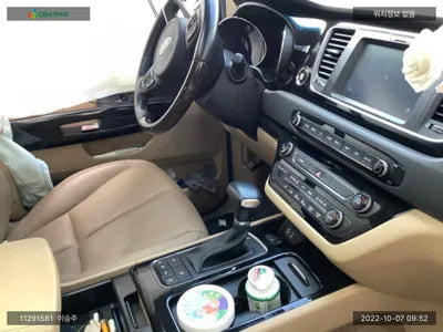 2017 Kia Carnival KNAMB81ABJS401570 VIN:KNAMB81ABJS401570