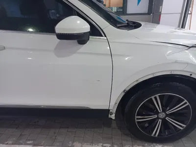 2019 Volkswagen Tiguan VIN: