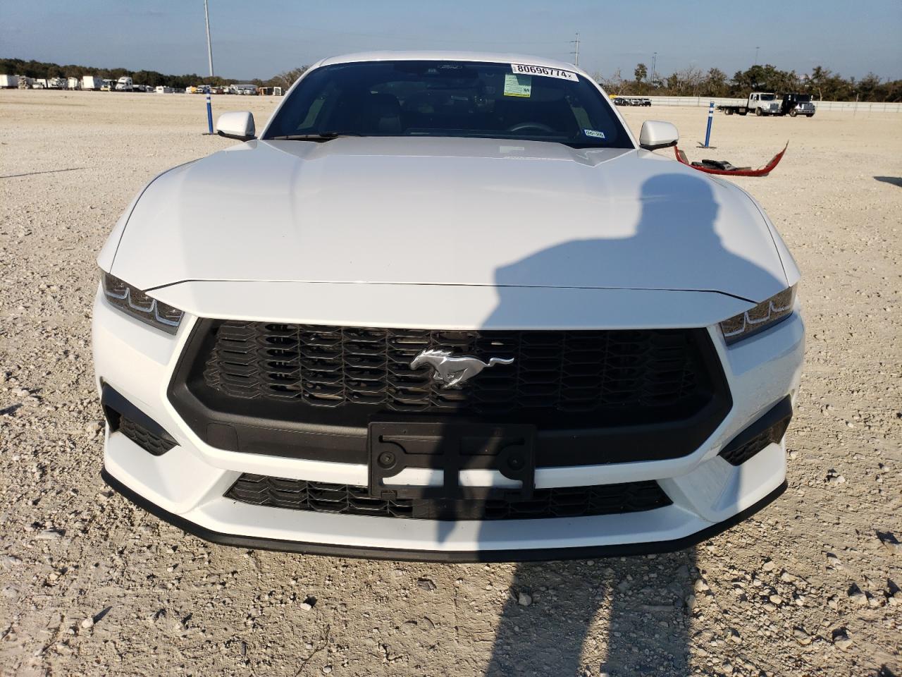 2024 FORD MUSTANG  VIN:1FA6P8TH7R5118686
