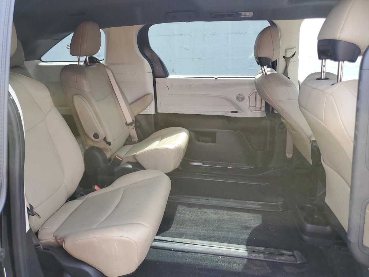 2022 TOYOTA SIENNA XLE VIN:5TDYSKFC1NS049030