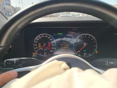 2019 Mercedes-Benz E 300 WDDZF5DBXKA670477 VIN:WDDZF5DBXKA670477