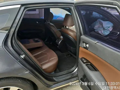 2016 Kia K5 KNAGU411BHA115123 VIN:KNAGU411BHA115123