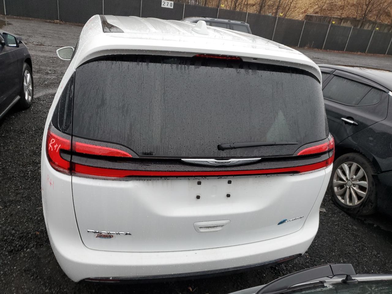 2022 CHRYSLER PACIFICA HYBRID TOURING L VIN:2C4RC1L78NR224661