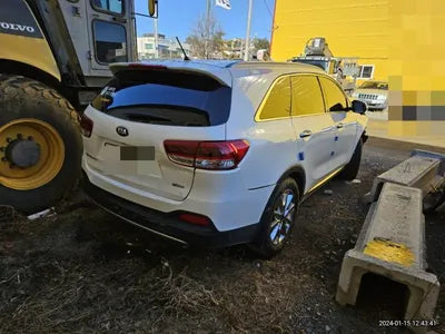 2017 Kia Sorento KNAPS81BBHA333163 VIN:KNAPS81BBHA333163