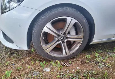 2019 Mercedes-Benz E 300 VIN: