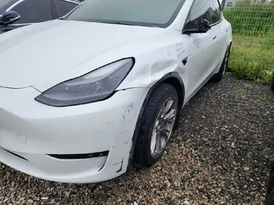 2023 Tesla Model Y VIN: