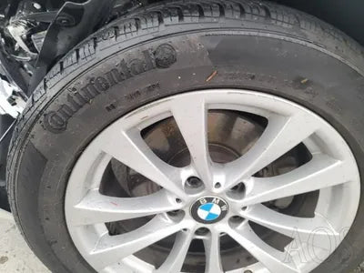 2017 BMW 320 VIN: