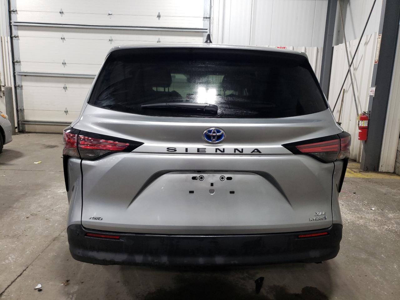 2022 TOYOTA SIENNA XLE VIN:5TDYSKFC0NS070208