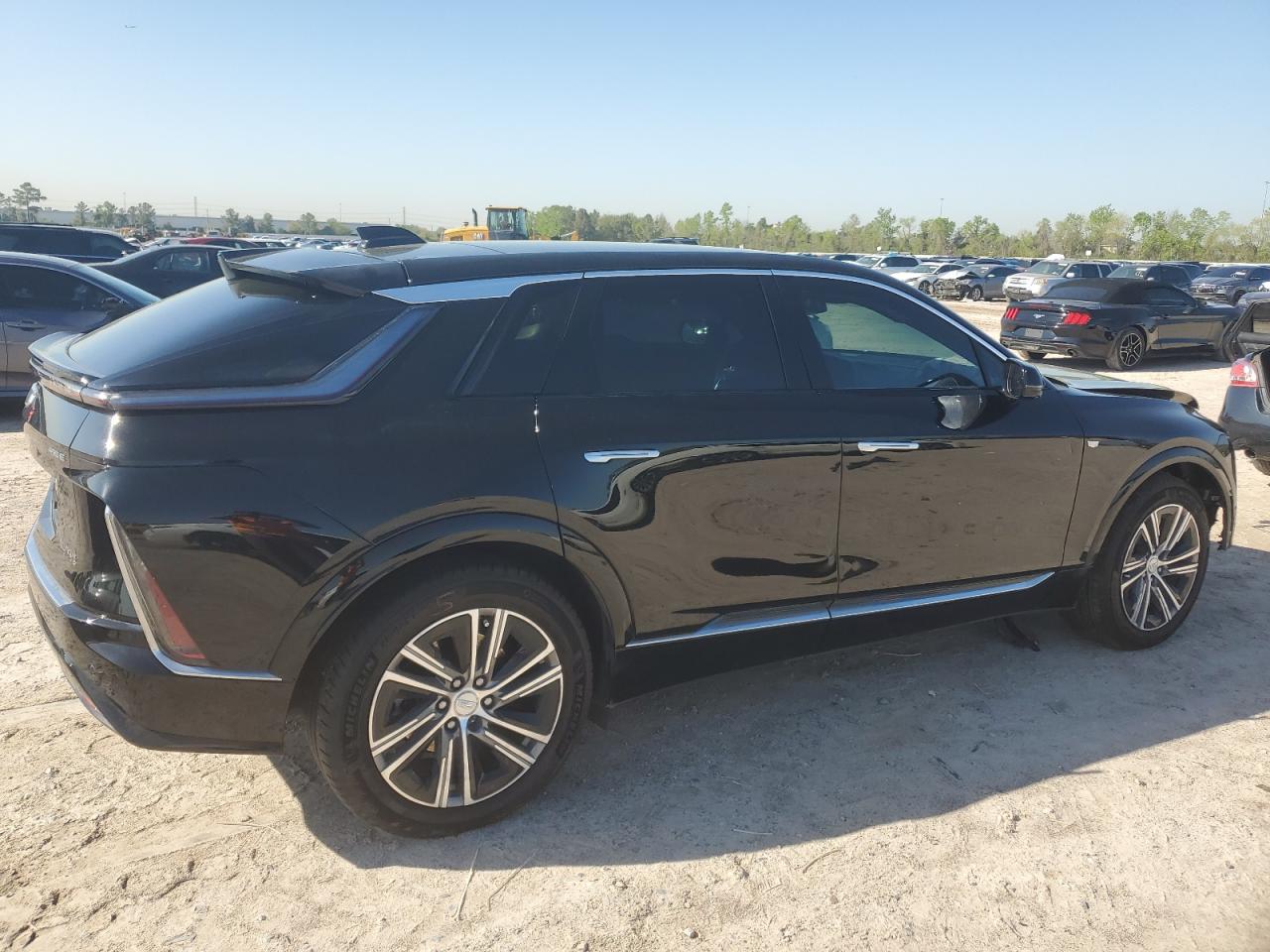 2024 CADILLAC LYRIQ LUXURY VIN:1GYKPPRK1RZ137520