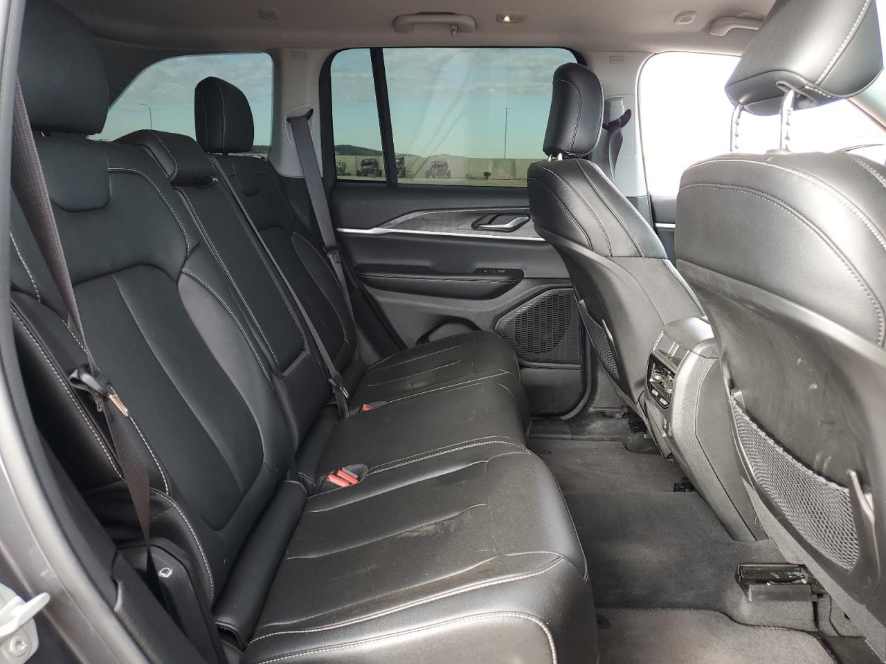 2023 JEEP GRAND CHEROKEE LIMITED VIN:1C4RJGBG2PC663604
