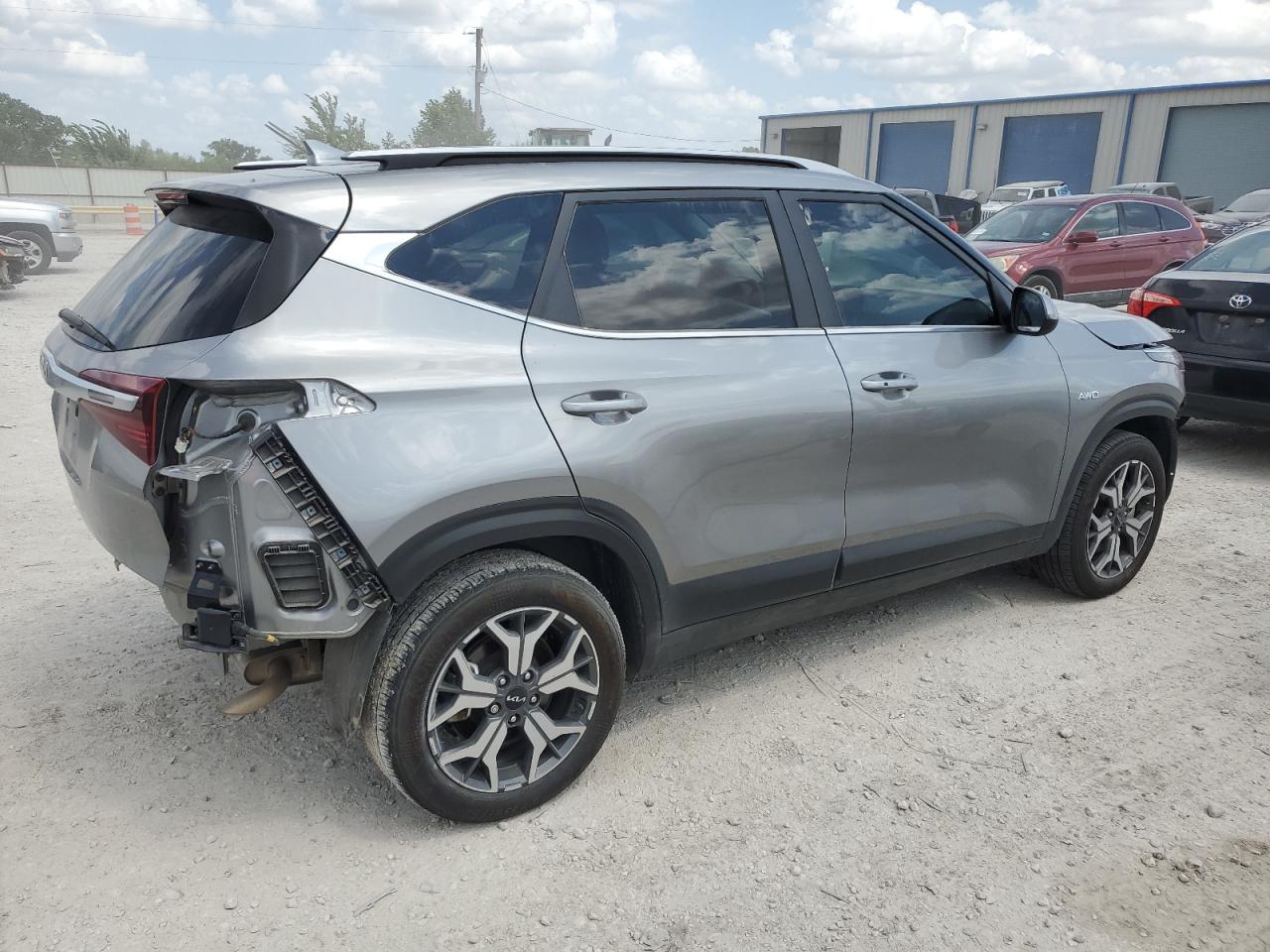 2023 KIA SELTOS EX VIN:KNDERCAA5P7466531