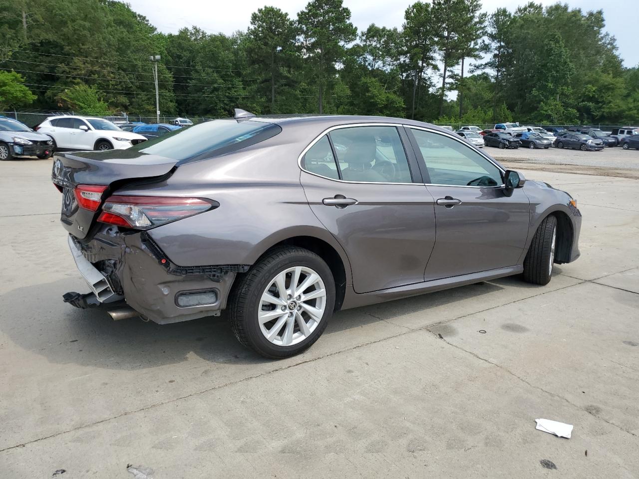 2022 TOYOTA CAMRY LE VIN:4T1C11AK5NU668422