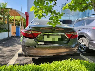 2016 Toyota Camry VIN: